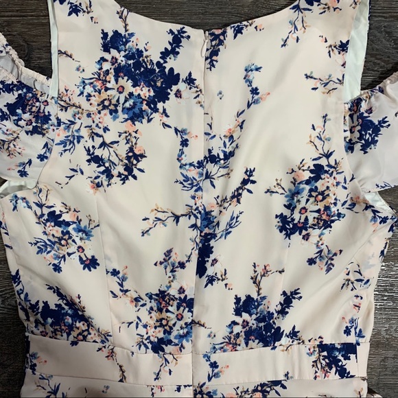 Floral Print Cold Shoulder Dress | Ali & Jay - Picture 7 of 11